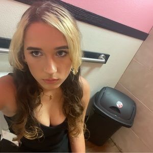 Meet your Posher, Mallory